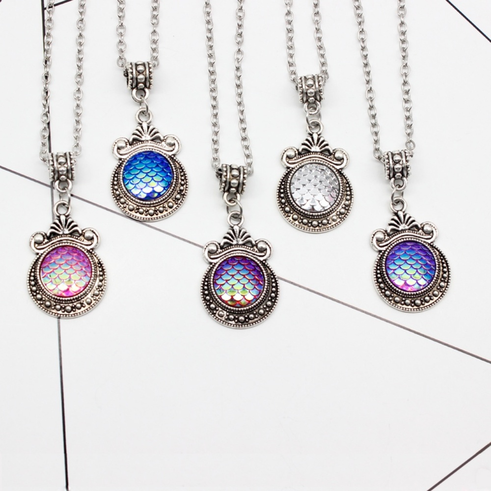 Lulu AZ Iridescent Pink Mermaid Scale Necklace - Picture 5 of 5